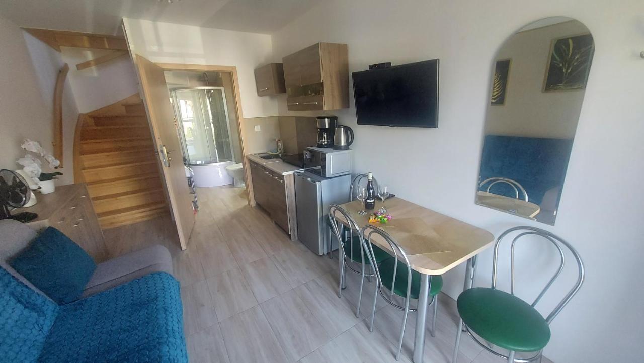 Pokoje Goscinne Silver Rogowo  Exteriör bild